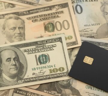 Prop Money vs Counterfeit 360x320