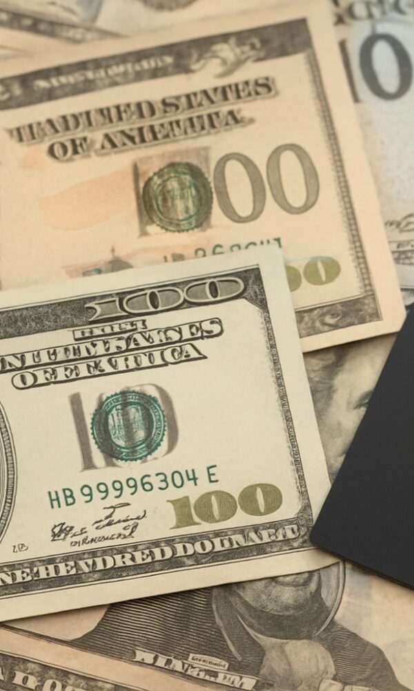 Prop Money vs Counterfeit 600x1000